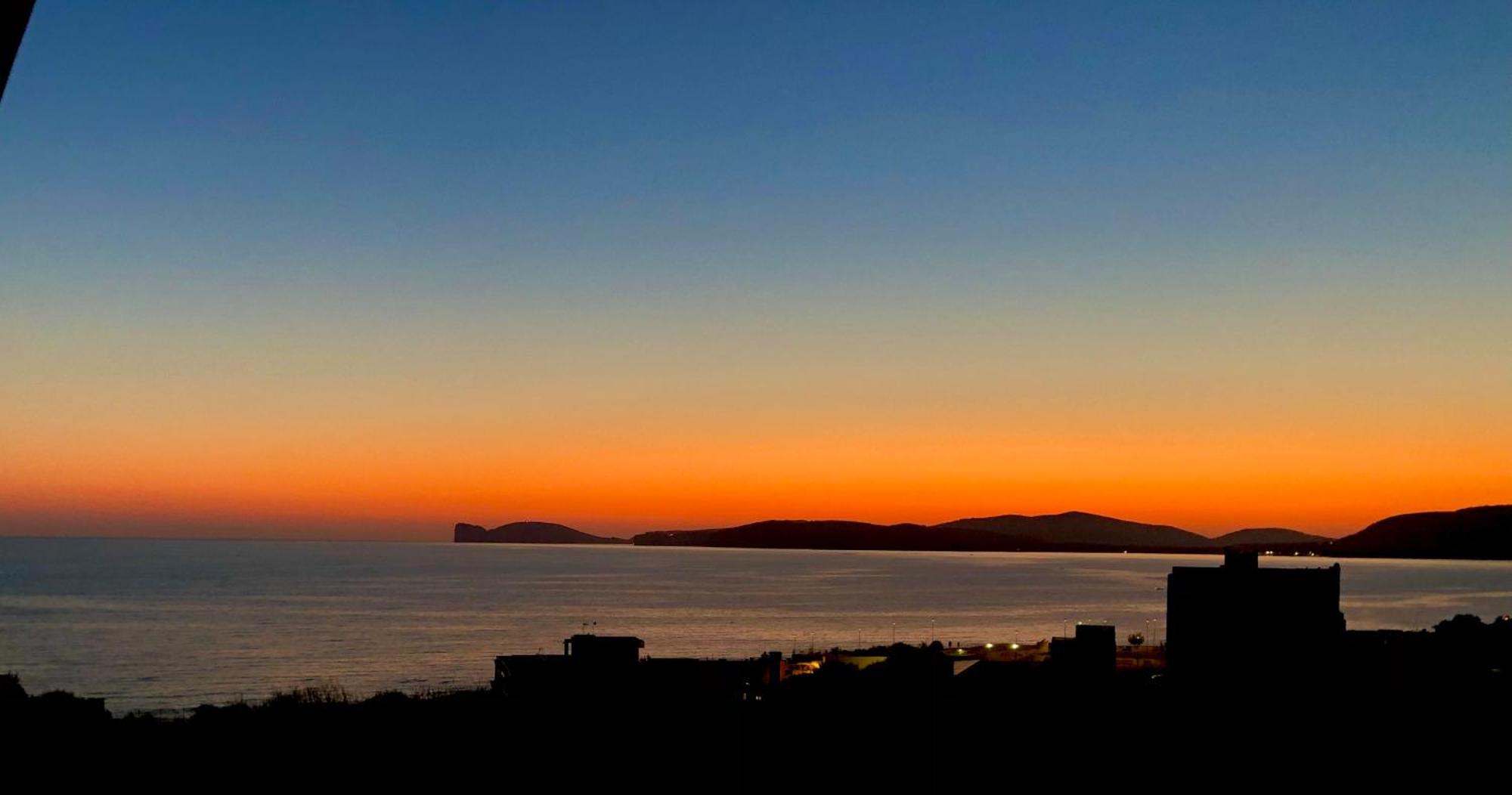 Casa Comoda A Due Passi Dal Lungomare Alghero Ngoại thất bức ảnh